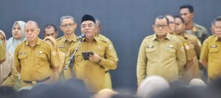 APEL PAGI; BERTANGGUNG JAWAB DAN BERKEWAJIBAN MELAKSANANAN VISI PEMBANGUNAN DAERAH.
