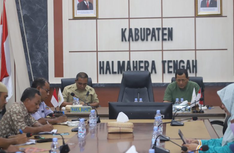 Pemkab Halteng Gelar Rapat Persiapan Lomba Adipura dan Program Makanan Bergizi Gratis