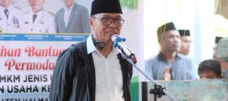 Bupati dan Wakil Bupati Halteng Hadiri Maulid Nabi dengan Adat Fanten di desa Damuli Patani Timur