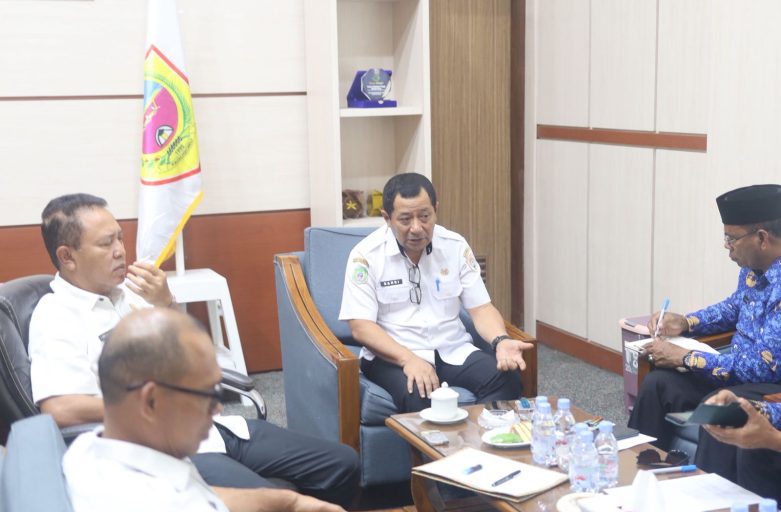 Sekda Halteng Pimpin Rapat Persiapan HUT Kabupaten ke-35
