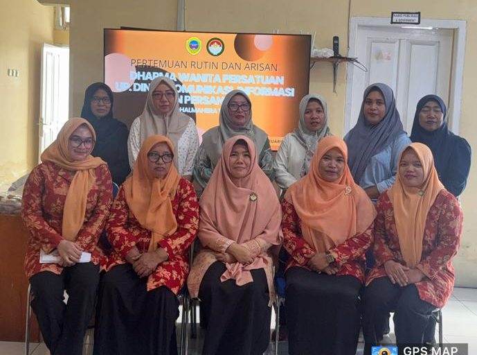 DWP DINAS KOMINFOSANDI HALTENG GELAR PERTEMUAN RUTIN BULANAN, PERKUAT PROGRAM KERJA DAN SILATURAHMI