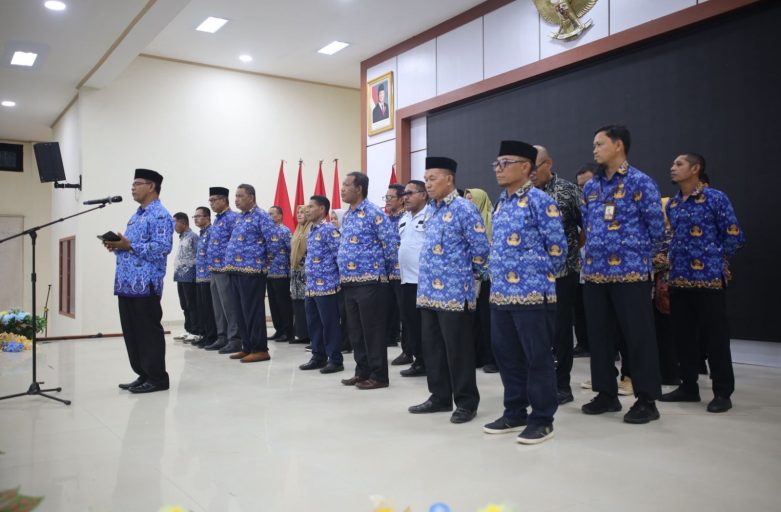 APEL SORE, PEMDA HALMAHERA TENGAH TEGASKAN PELAKSANAAN KURVEI KEBERSIHAN SETIAP JUMAT